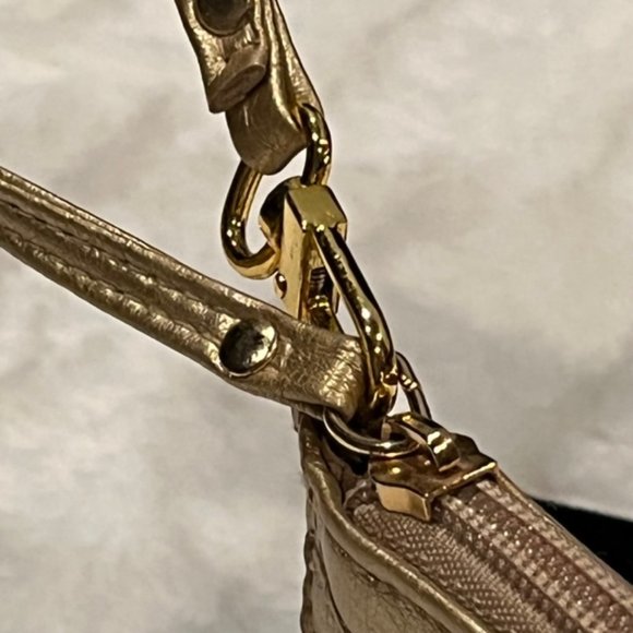 NEIMAN MARCUS Metallic Gold Wristlet NWOT - Picture 14 of 14